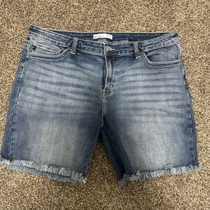 Women’s KanCan shorts